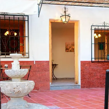 Bed & Breakfast Alhacaba33